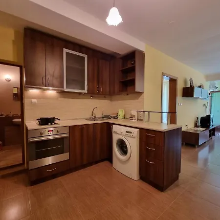 Lux Apartment In South Residence-Saint Vlas * Szveti Vlasz