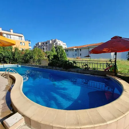 Lux Apartment In South Residence-Saint Vlas * Szveti Vlasz