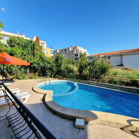 Lux Apartment In South Residence-Saint Vlas